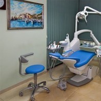مرکز دندانپزشکی پارسا